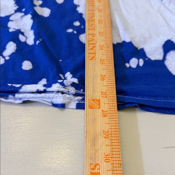 Def Leppard Blue Tie-Dye Men's Short Sleeve Tee Size Medium - Picture 3 of 7